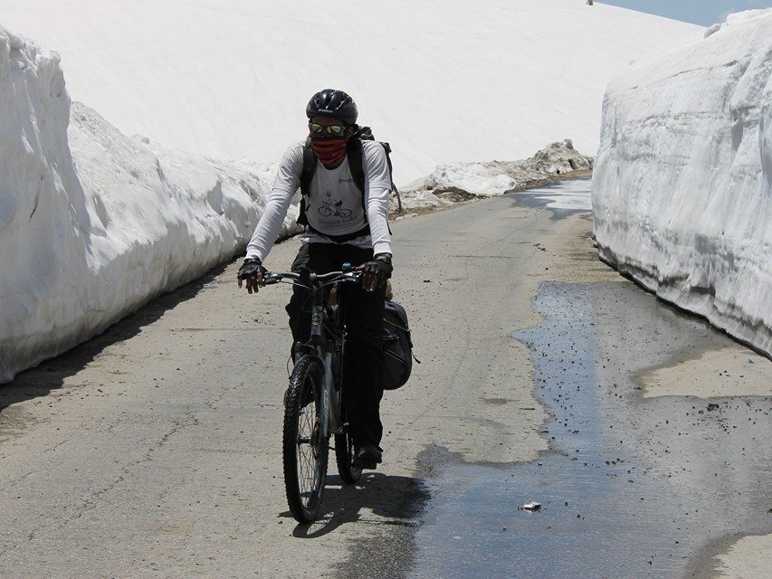 Manali To Rohtang pass cycling Expedition 